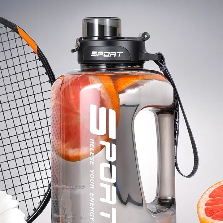 2.5L Large-Capacity Sports Water Bottle