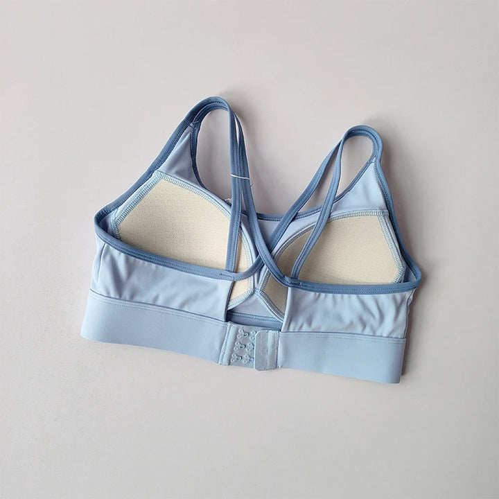 Women's Summer Shock-absorbing Running Yoga Tank Top with a Beautiful Contrasting Sports Bra and a Professional Pilates Bra